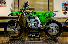 Load image into Gallery viewer, ARACHNID