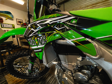 Load image into Gallery viewer, ARACHNID