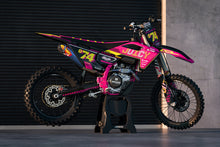 Load image into Gallery viewer, JUICY