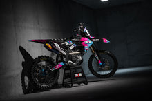 Load image into Gallery viewer, CANDY PAINT 23