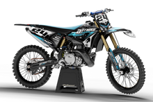 Load image into Gallery viewer, CHASE