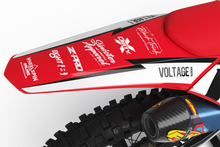 Load image into Gallery viewer, QUAKER